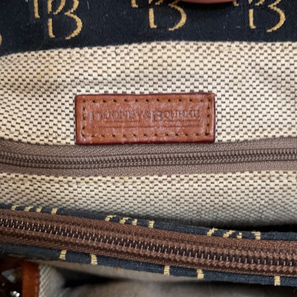Dooney & Bourke Signature handbag purse - Picture 6 of 8